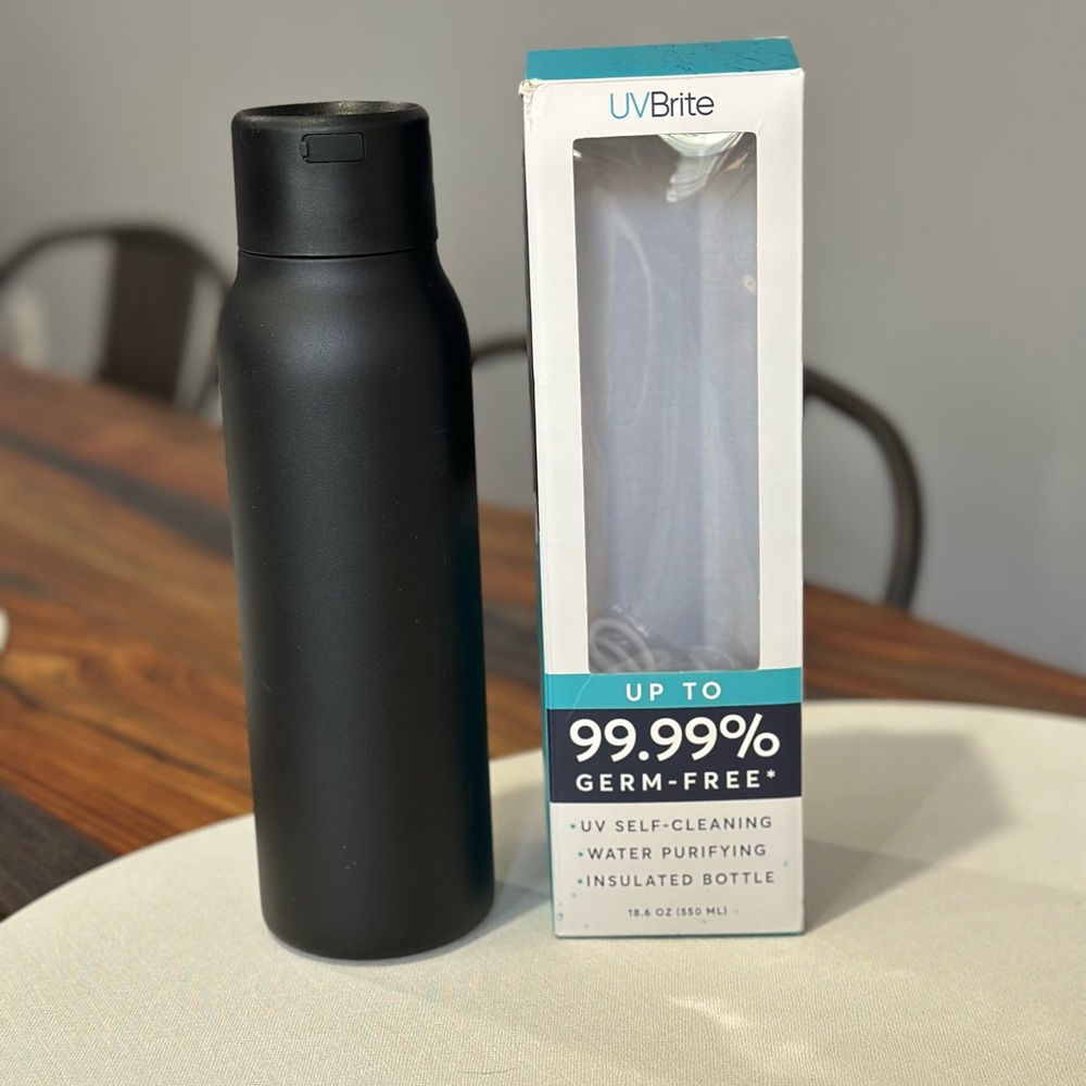 Black UVBrite Self-Cleaning Water Bottle